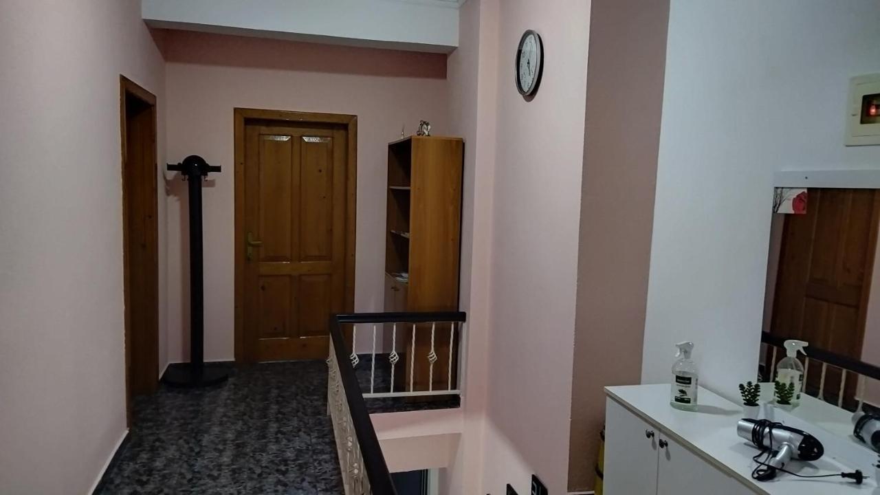 New Apartament Pogradec Esterno foto