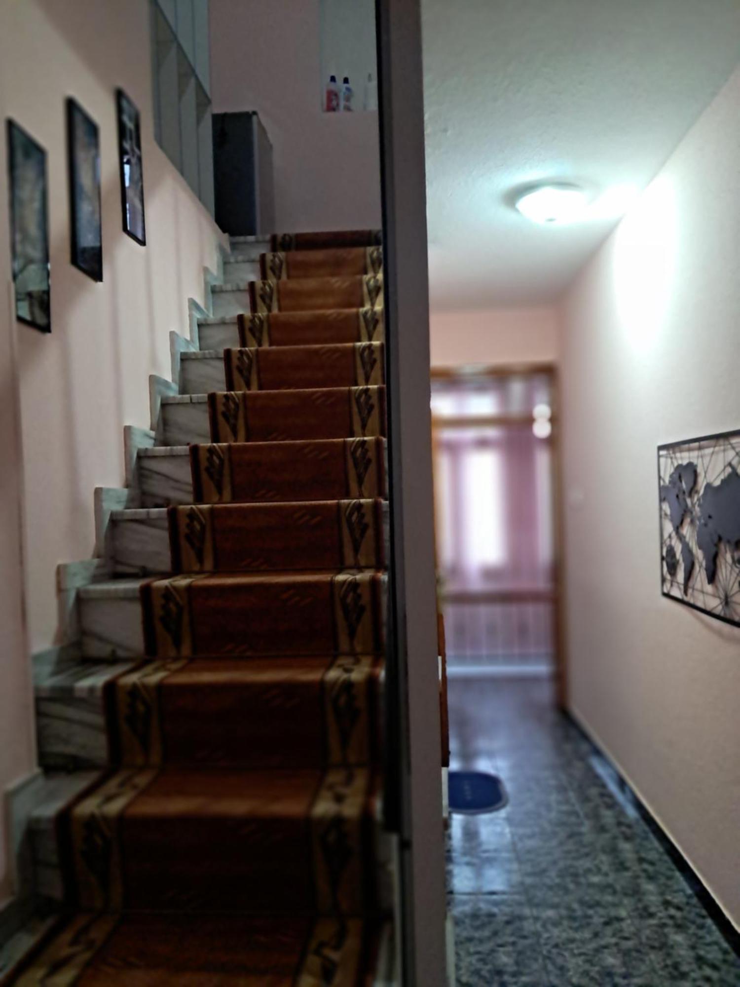 New Apartament Pogradec Esterno foto